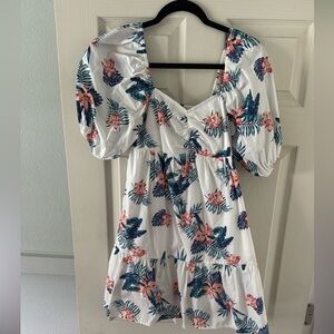 Like new Honolua surf co floral dress sz M